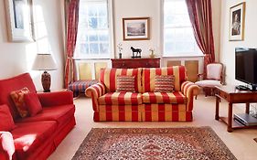 18 The Circus Apartment